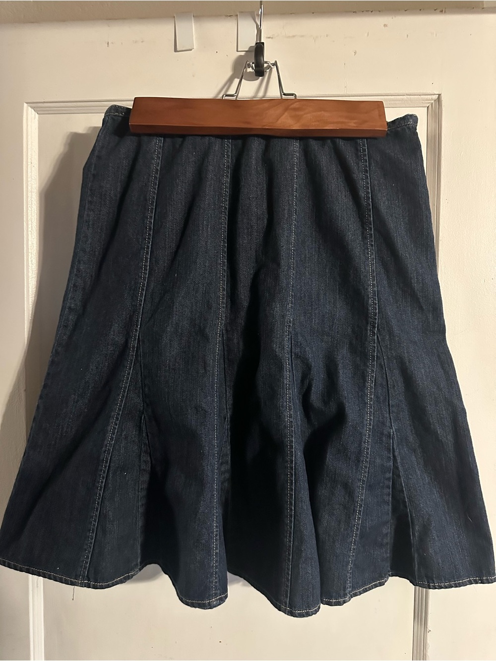 Liz Claiborne Denim Fit Flare Panel Skirt Women’s Size 6 Side Zip